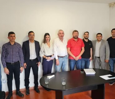 Casi 350 familias de Itaembé Guazú lograron una solución a su reclamo por las facturas de energía